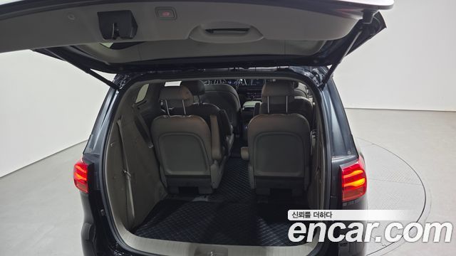 Kia Canival 2020 — photo 20