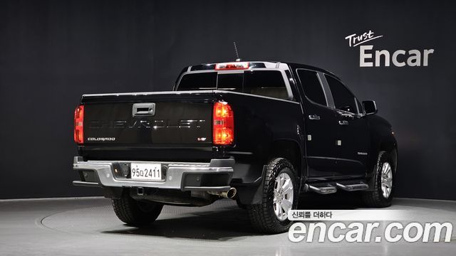 Chevrolet Korea Colorado 2022 — photo 2