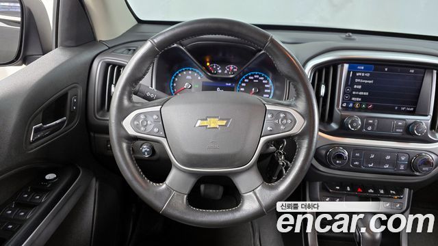 Chevrolet Korea Colorado 2022 — photo 13