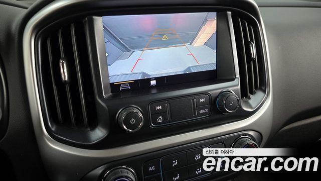 Chevrolet Korea Colorado 2022 — photo 15