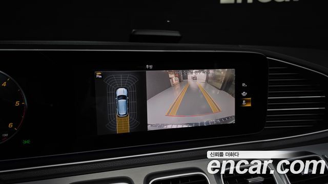Mercedes-Benz GLE-Class 2020 — photo 15