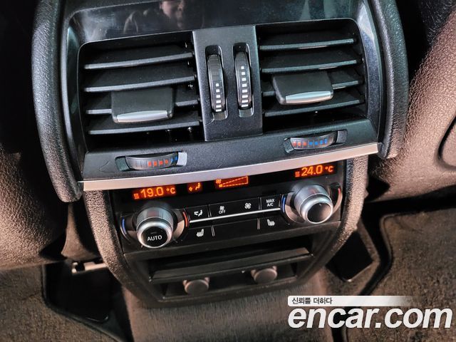 BMW X6 2017 — photo 9