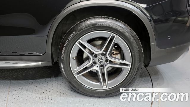 Mercedes-Benz GLC-Class 2021 — photo 5