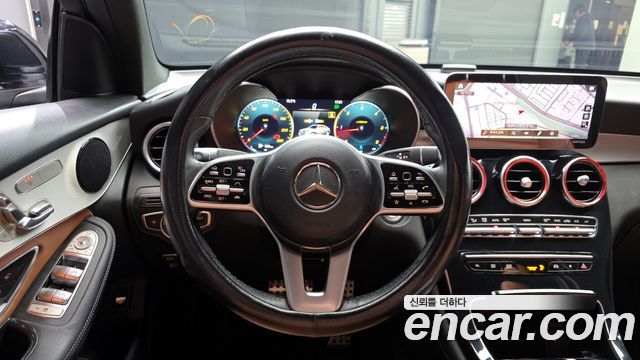 Mercedes-Benz GLC-Class 2021 — photo 13