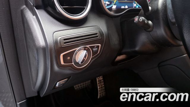 Mercedes-Benz GLC-Class 2021 — photo 14