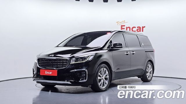 Kia Canival 2020 — photo 1