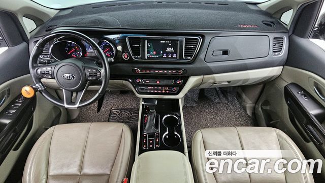 Kia Canival 2020 — photo 7