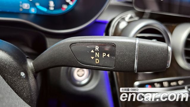 Mercedes-Benz GLC-Class 2020 — photo 9