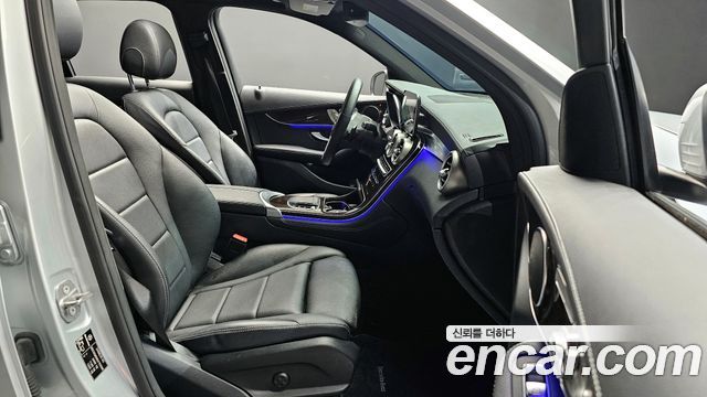 Mercedes-Benz GLC-Class 2020 — photo 10