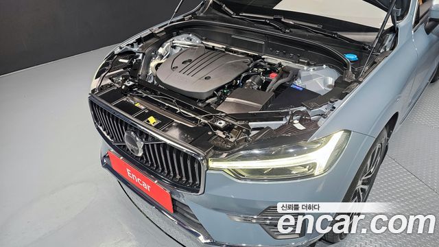 Volvo XC60 2023 — photo 6