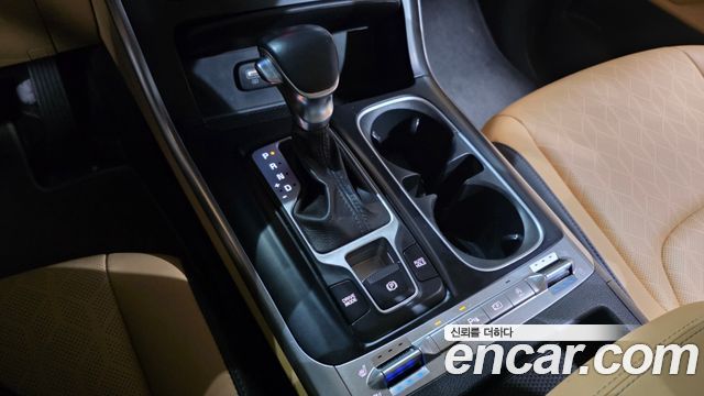 Kia Canival 2021 — photo 9