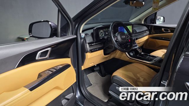 Kia Canival 2021 — photo 10