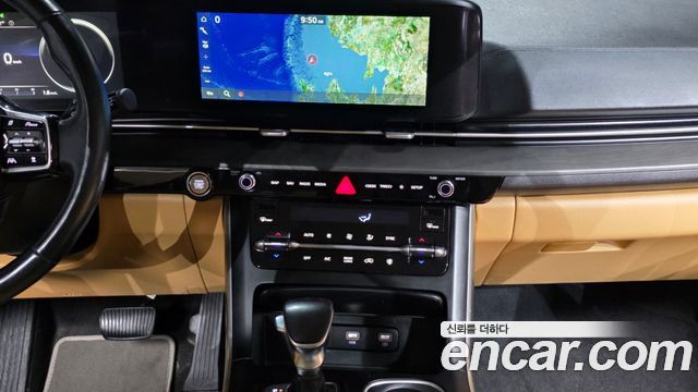 Kia Canival 2021 — photo 14
