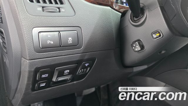 Hyundai Equus 2012 — photo 13