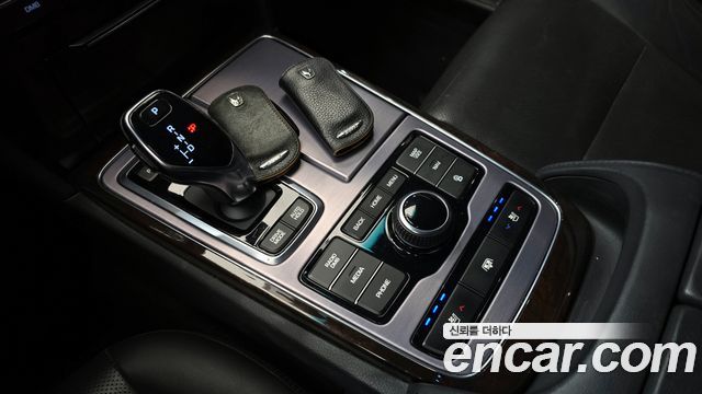 Hyundai Equus 2015 — photo 9