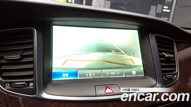 Hyundai Equus 2015 — photo 16