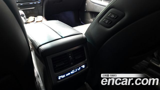 Hyundai Equus 2015 — photo 19