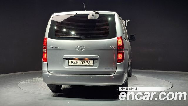 Hyundai Starex 2021 — photo 4