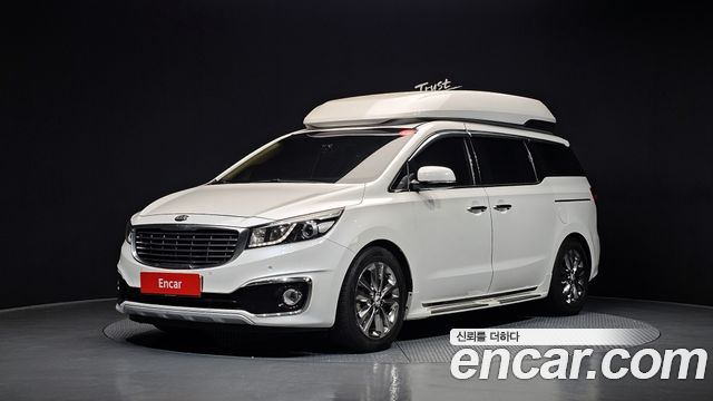 Kia Canival 2016 — photo 1