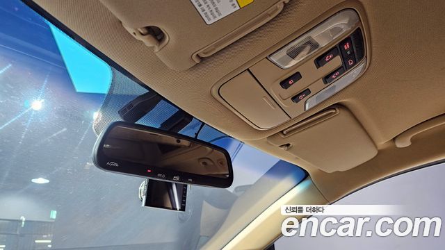 Kia Canival 2016 — photo 18