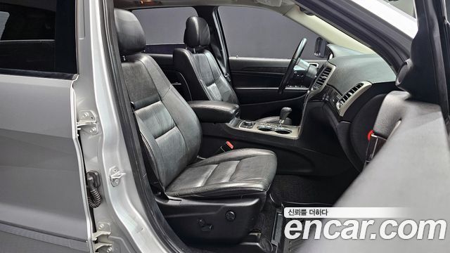 Jeep Cherokee 2013 — photo 10