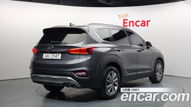 Hyundai Santafe 2019 — photo 2