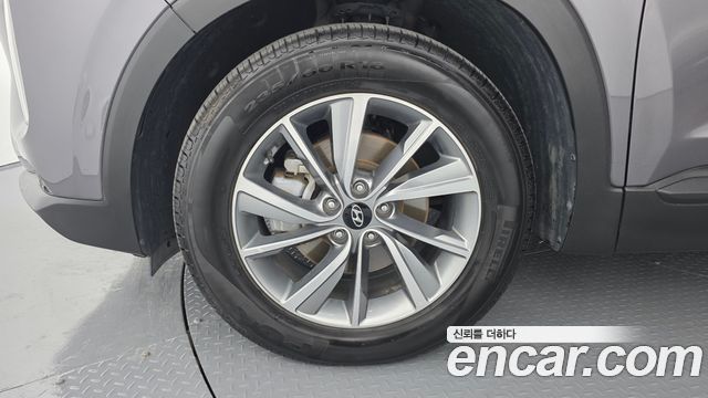 Hyundai Santafe 2019 — photo 5