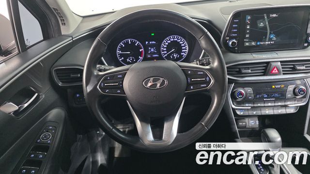 Hyundai Santafe 2019 — photo 14