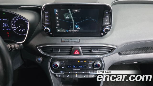 Hyundai Santafe 2019 — photo 15