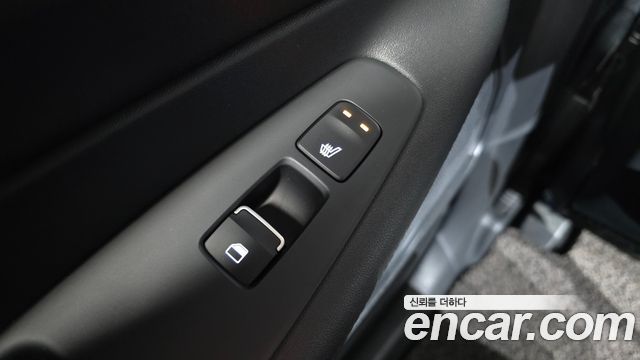 Hyundai Santafe 2019 — photo 18