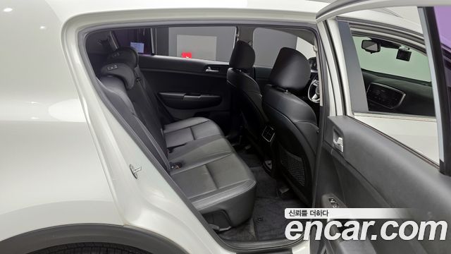 Kia Sportage 2019 — photo 12