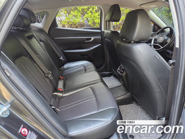 Hyundai Sonata 2020 — photo 16