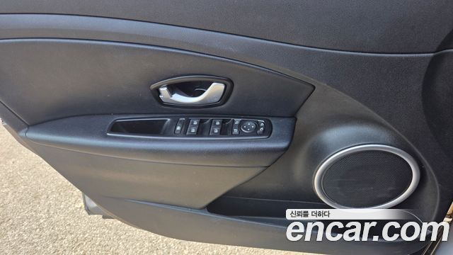 Renault Korea SM3 2016 — photo 17