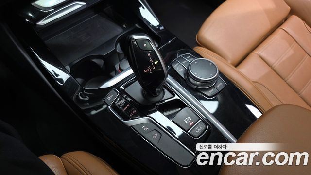 BMW X3 2018 — photo 9