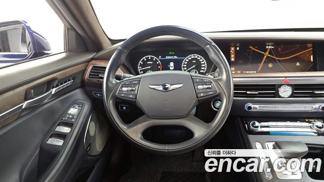 Genesis G90 2019 — photo 13