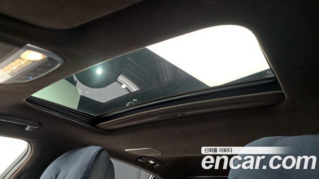 Genesis G90 2019 — photo 19