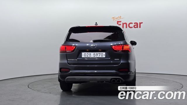 Kia Sorento 2019 — photo 4