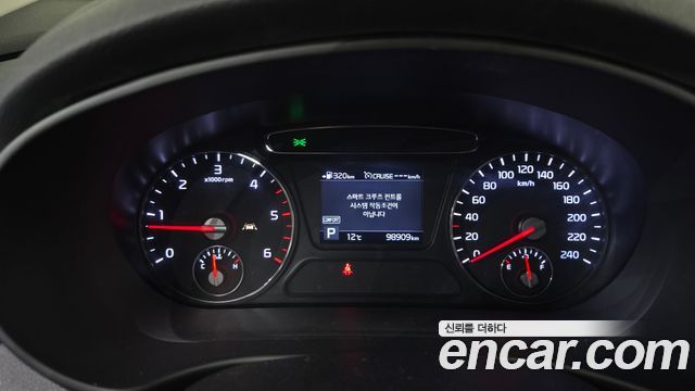 Kia Sorento 2019 — photo 8