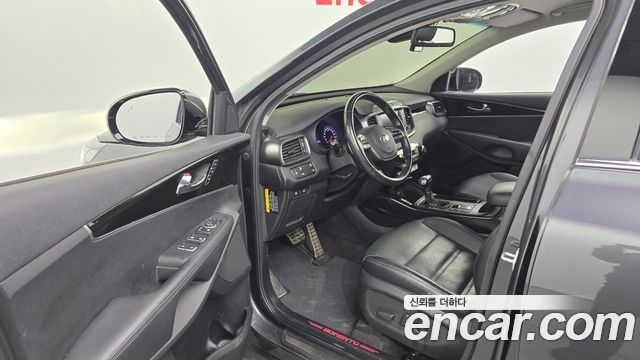Kia Sorento 2019 — photo 10