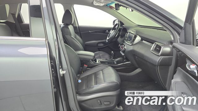Kia Sorento 2019 — photo 11
