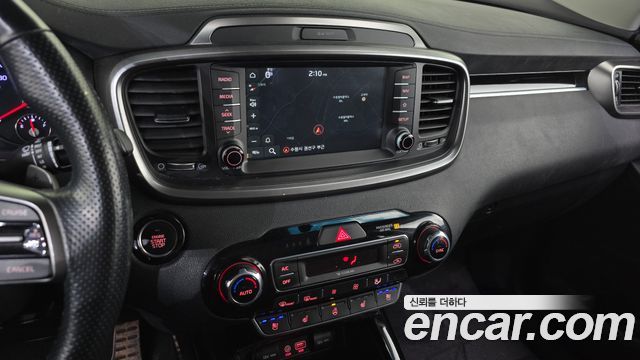Kia Sorento 2019 — photo 14
