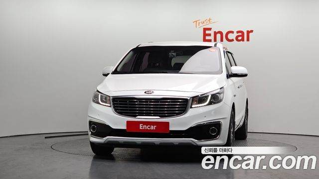 Kia Canival 2016 — photo 3