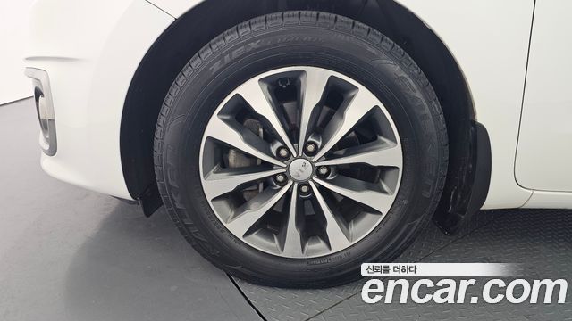 Kia Canival 2016 — photo 5