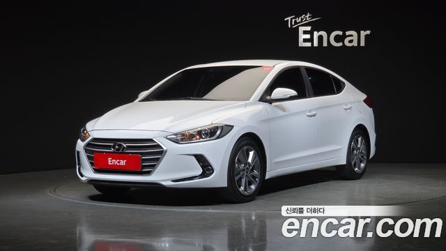 Hyundai AVANTE 2018 — photo 1