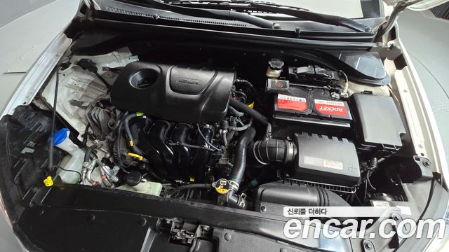 Hyundai AVANTE 2018 — photo 6