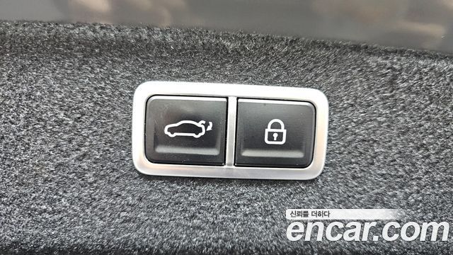 Genesis G80 2022 — photo 20