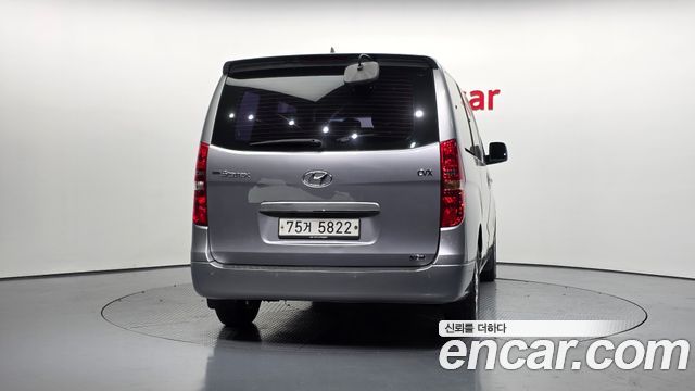Hyundai Starex 2012 — photo 4