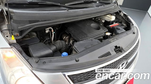 Hyundai Starex 2012 — photo 6
