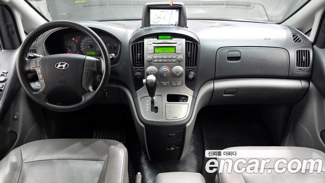 Hyundai Starex 2012 — photo 7