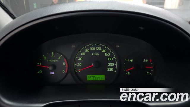 Hyundai Starex 2012 — photo 8